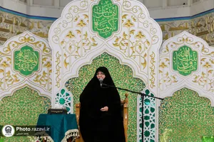 گلباران حرم مطهر رضوی در روز میلاد حضرت معصومه سلام الله علیها