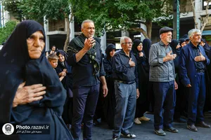 حضور دسته های عزاداری در خیابان&zwnj;های منتهی به حرم مطهر رضوی