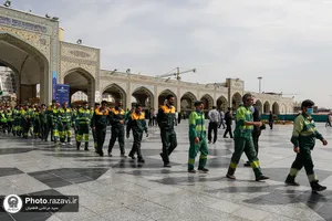 تشرف باغبانان نمونه مشهدالرضا به حرم مطهر رضوی