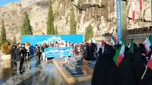 کوهنوردی خانوادگی در سومین سالگرد شهادت سردار دل ها