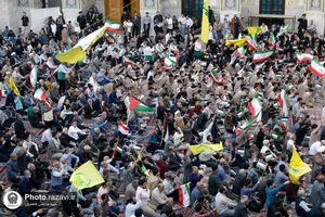 اجتماع همبستگی با جبهه مقاومت فلسطین در حرم مطهر رضوی