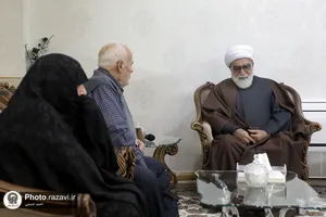 دیدار تولیت آستان قدس رضوی با خانواده&zwnj;ی شهدا
