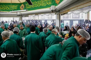 تشرف تیم ملی فوتبال نوجوانان به حرم مطهر رضوی