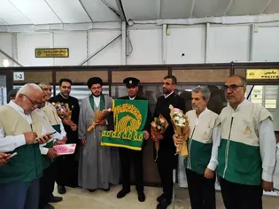 کاروان زیر سایه خورشید به کاشان رسید/ کلیپ