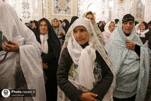 تشرف سالمندان سراسر کشور به حرم مطهر رضوی