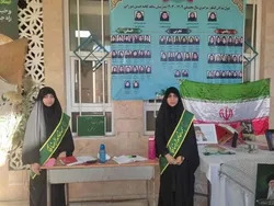 «زنگ مهر رضوی» در دبیرستان شاهد سمنان با یاد شهدا طنین انداز شد