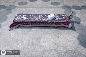 تشییع پیکر حجت&zwnj;الاسلام والمسلمین حسین صادقی در حرم مطهر رضوی