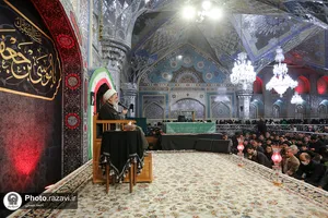 وداع زائران حرم رضوی با 5 شهید مدافع حرم در شام شهادت حضرت موسی بن جعفر علیه السلام
