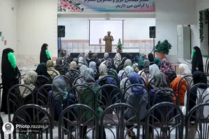 حضور خدام حرم مطهر رضوی در جمع دختران مرکز بهزیستی توس