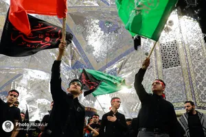 اجتماع دانش آموزی &laquo;احلی من العسل&raquo; در حرم مطهر رضوی