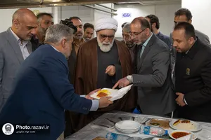 بازدید تولیت آستان قدس رضوی از روند آماده&zwnj;سازی غذای متبرک افطار