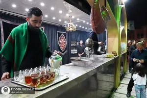 پذیرایی از زائران بارگاه منور رضوی در مواکب حسینی