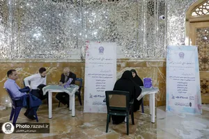 بازدید مدیر مرکز جامع مشاوره از میزهای خدمت نوروزی