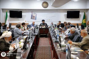 نشست نقد و بررسی کتاب &laquo;قبل از اینجا&raquo;