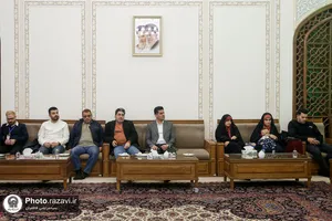 تشرف جمعی از عوامل رسانه ملی به حرم مطهر رضوی