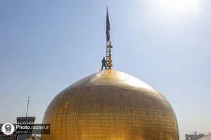 شستشوی گنبد مطهر رضوی در آستانه شهادت حضرت رضا(علیه&zwnj;السلام)