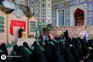 غبارروبی مزار شهدای مدفون در حرم مطهر رضوی