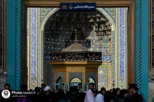سیاه پوشی حرم مطهر رضوی در ایام فاطمیه
