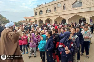 حضور خدام حرم مطهر رضوی بین آوارگان سوری