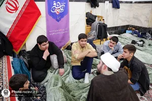 آغاز اعتکاف نوجوانان در حرم مطهر رضوی