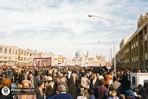 حرم مطهر رضوی؛ کانون انقلاب در مشهد-1