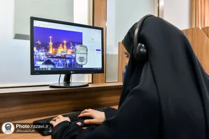 پاسخگویی تلفنی مدیر توسعه وقف و مشارکت های اجتماعی آستان قدس رضوی به مخاطبان سامانه ١٣٨