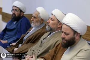 جلسه هم&zwnj;اندیشی ائمه جماعات حرم مطهر رضوی