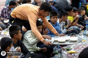 محفل انس با قرآن کریم با حضور خادمیاران ورزشی