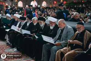 سومین شب مراسم بزرگداشت رهبر شهید انقلاب اسلامی از سوی رهبر معظم انقلاب