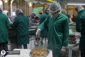 حضور جمعی از نخبگان جوان کشور در چایخانه رضوی