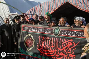 تجلیل از مواکب اربعین حسینی توسط خدام حرم مطهر رضوی