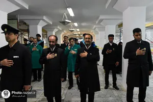 غبارروبی مزار شهدای مدفون در حرم مطهر رضوی