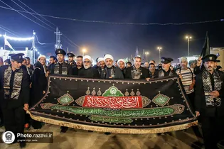 حضور تولیت آستان قدس رضوی در راهپیمایی اربعین