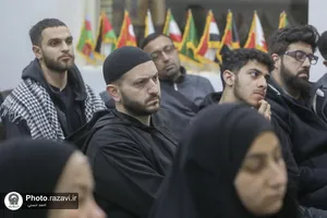 مراسم سال نو میلادی شیعیان خارجی در حرم مطهر رضوی