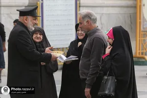توزيع دعوت&zwnj;نامه سفره&zwnj;های افطاری مواکب حرم مطهر رضوی
