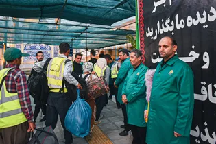 آغاز فعالیت موکب کتب انوار حرم مطهر رضوی