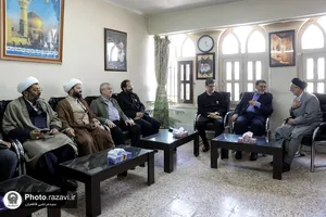 حضور جمعی از مدیران آستان قدس رضوی در دادگاه منطقه ثامن مشهد