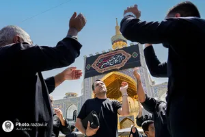 عزاداری عاشورای حسینی در حرم مطهر رضوی