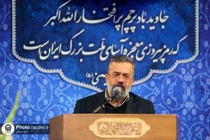 قرائت دعای ندبه در حرم مطهر رضوی