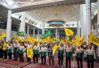 تجدید بیعتِ خادم‌یاران با امام زمان (عج) در آستان مقدس شاهچراغ (ع) + تصاویر