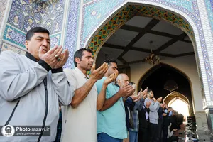 اقامه نماز عید فطر در حرم مطهر رضوی-2