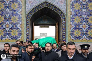 تشییع پیکر آیت&zwnj;الله امامی کاشانی در حرم مطهر رضوی