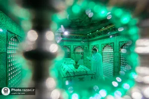 غبارروبی ضریح منور رضوی