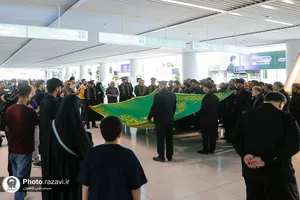 بدرقه کاروان خدام حرم مطهر رضوی در فرودگاه امام خمینی (ره) تهران
