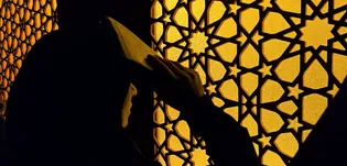 برپایی مراسم معنوی احیای شب ۲۳ رمضان الکریم در باغ خاتون به همت مرکز امور بانوان آستان قدس رضوی