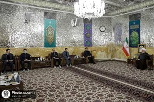 دیدار جمعی از کارکنان منتخب با تولیت آستان قدس رضوی
