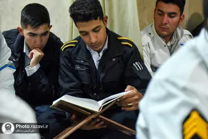 توزیع افطاری حرم مطهر رضوی به کارکنان پلیس راهور مشهد