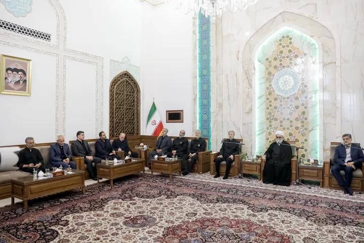 افزایش قدرت نظامی تنها راه بازدارندگی از جنگ و طمع دشمنان است