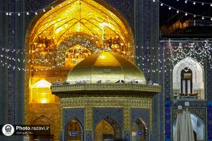 حال و هوای حرم مطهر رضوی در شب میلاد حضرت رسول(ص) و امام جعفر صادق(ع)