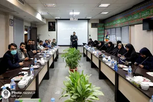 دیدار جمعی از فعالان مجازی با رئیس مرکز ارتباطات و رسانه آستان قدس رضوی